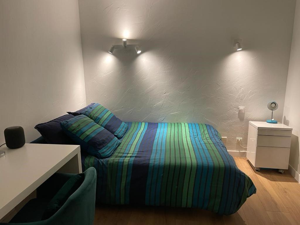 발로리스 Domaine Des Tuilieres Avec Piscine 빌라 외부 사진